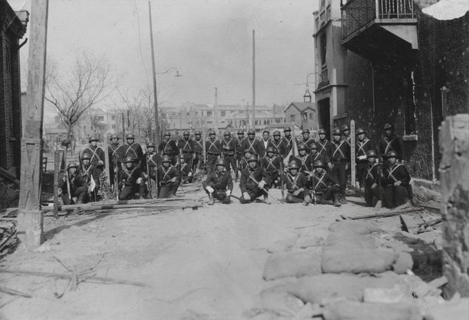 民国二十一年（1932年），在淞沪铁路天通庵站这一地块，日军竖立灵牌，以告慰一·二八战役中阵亡的亡灵