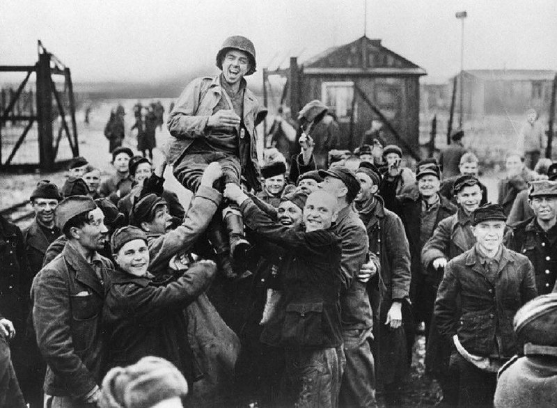 二战末期真实发生的一段历史背景