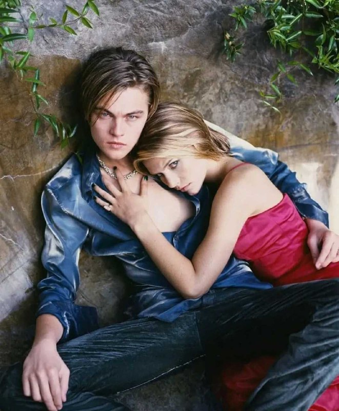 #名人 1996年10月 莱昂纳多·迪卡普里奥和克莱尔·丹妮丝宣传电影《罗密欧与朱丽叶》期间，为杂志拍摄照片#名人 1996年10月 莱昂纳多·迪卡普里奥和克莱尔·丹妮丝宣传电影《罗密欧与朱丽叶》期间，为杂志拍摄照片