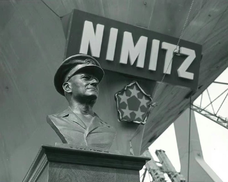 1972年，美国第二代核动力航母尼米兹级首舰尼米兹号USS Nimitz (CVN 68)下水仪式