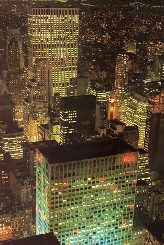 1970年， 美国纽约，现代主义大楼林立