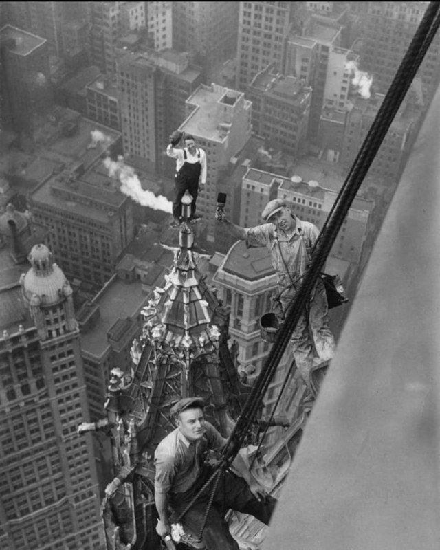 高空作业人员，纽约伍尔沃斯大厦，1926年