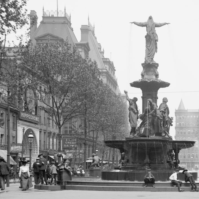 1906年，俄亥俄州辛辛那提的喷泉广场