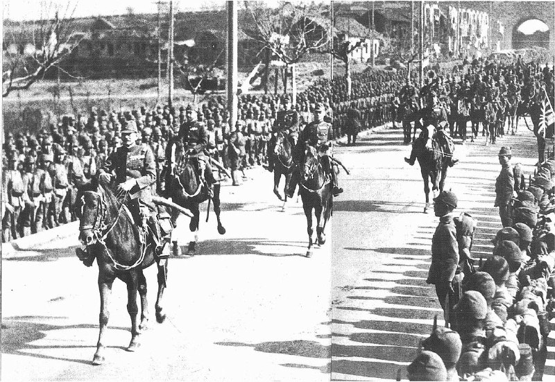 1937年12月17日，日本陆海军举行入城仪式