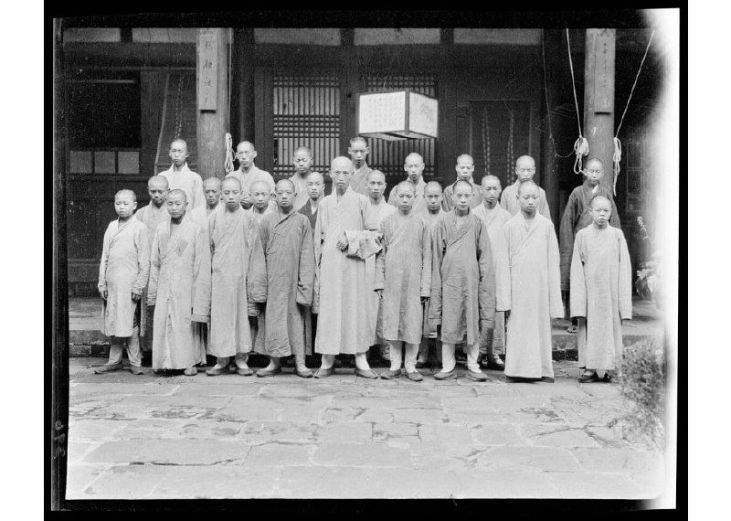 二十年代，四川成都的和尚