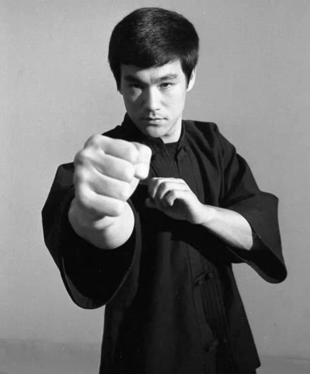 1965年，美国西雅图，李小龙
